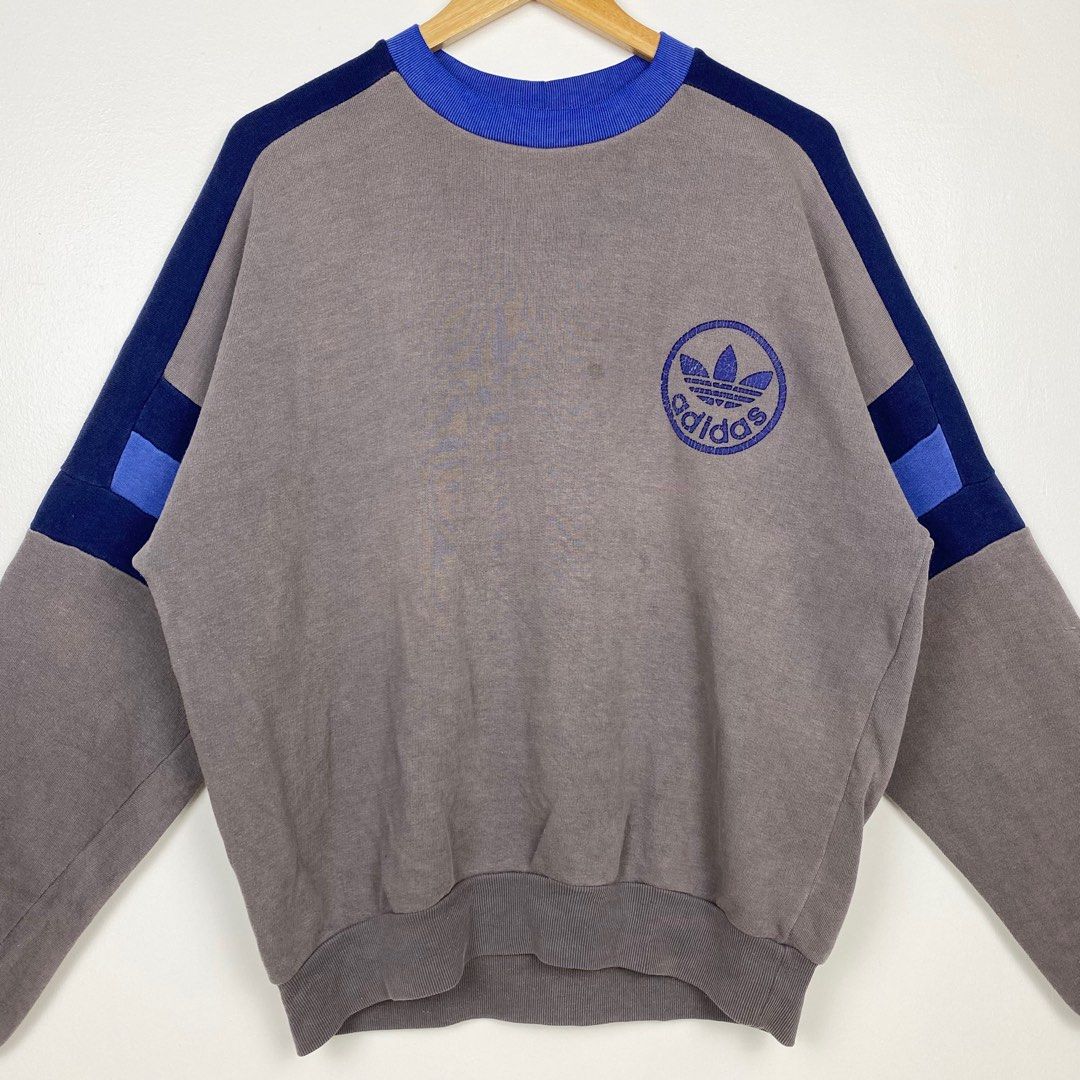 VINTAGE ADIDAS SWEATSHIRT Men s Fashion Tops Sets Hoodies on