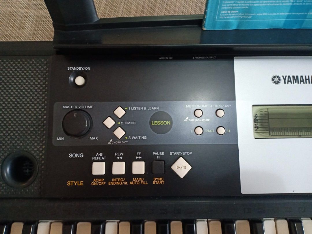 YAMAHA Keyboard (Category: Musical Instruments) located in Manila. Submitted by lmaoo29 (Listing ID 1212289165, Image 2). Description: PSR E223 NEGOTIABLE.