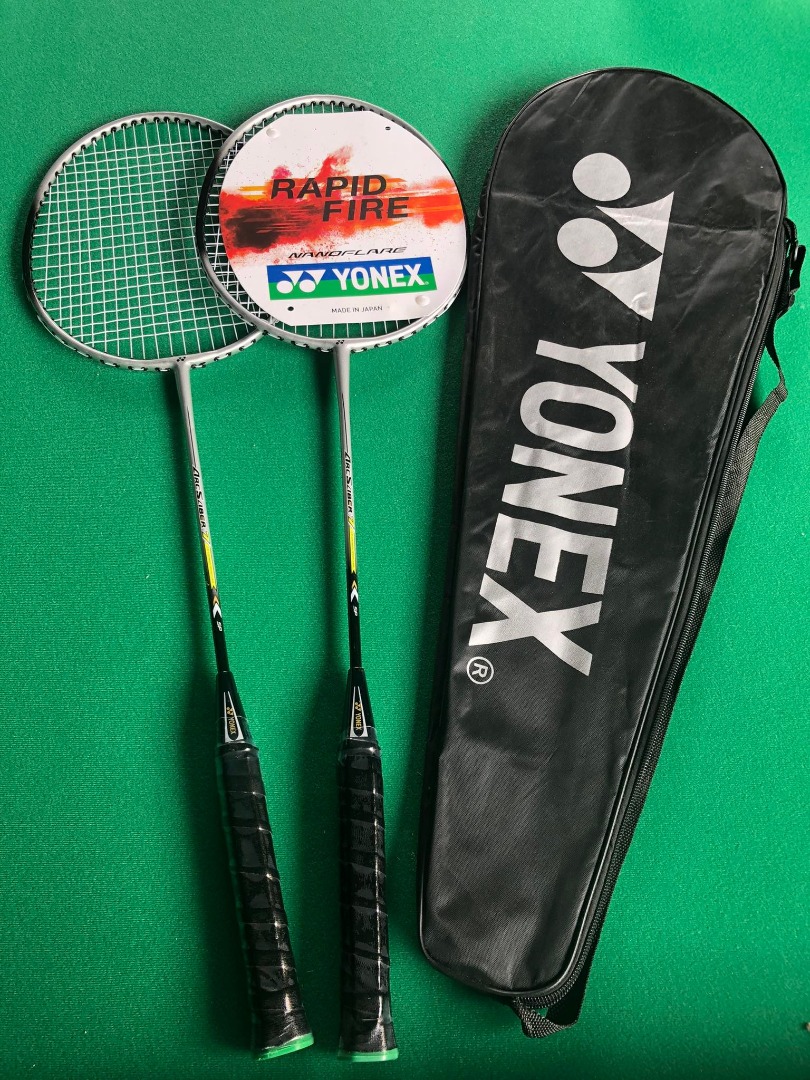 Yonex Badminton Racket with Bag / Gamit sa badminton / Badminton