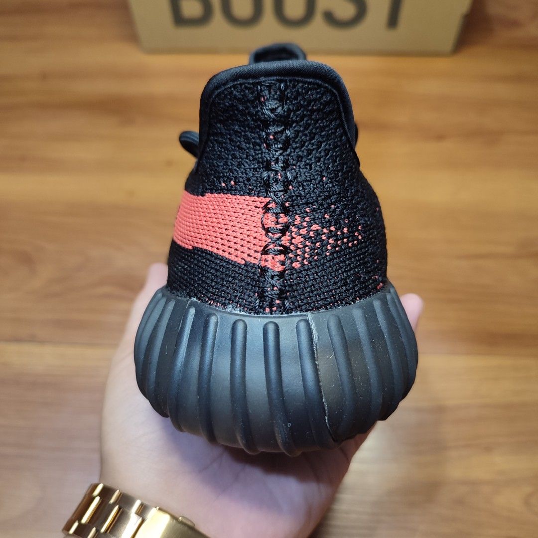 Fake yeezy hotsell red stripe
