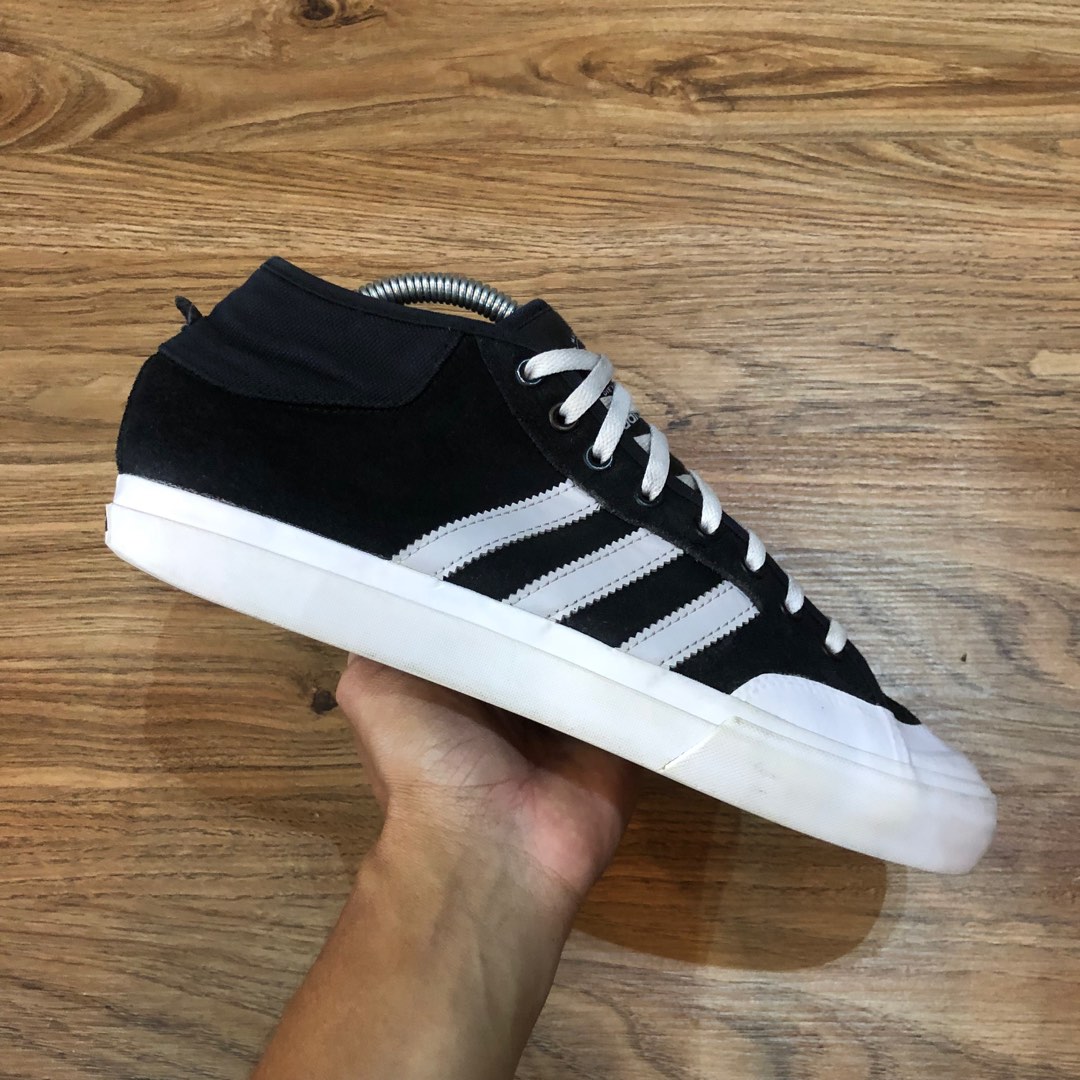 Adidas sales matchcourt uk