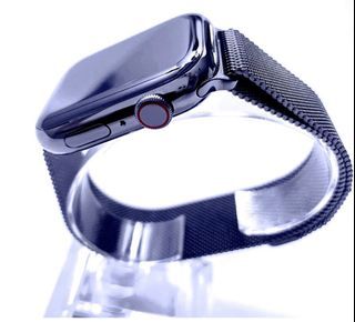 Apple smart watch  series 8