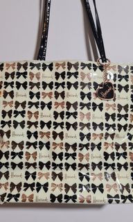 (Category: ) located in . Submitted by goshopashop (Listing ID 1212523149, Image 1). Description: .