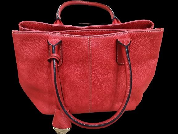 B221 BRUNO MAGLI BAG (PRE-OWNED) (Category: Tote Bags) located in Cavite. Submitted by falconsclawset (Listing ID 1212552177, Image 1). Description: B221 BRUNO MAGLI BAG (PRE-OWNED).