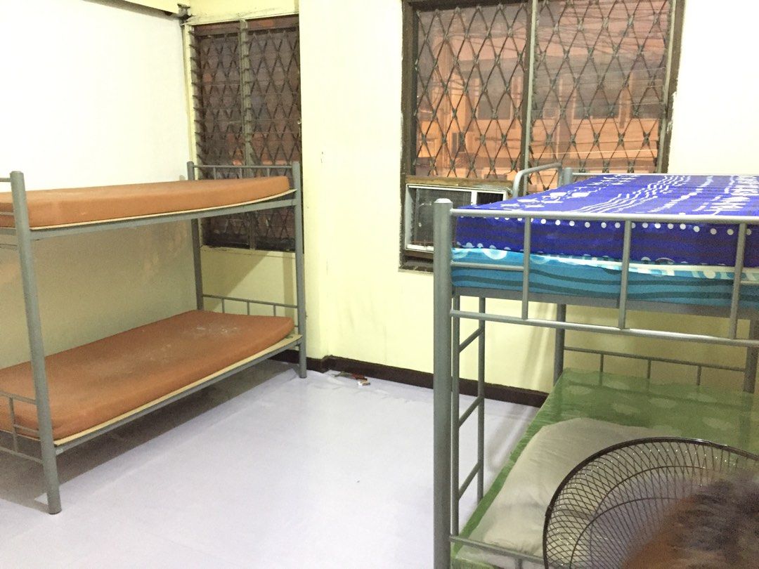 Bedspace makati batangas st buendia pasay road, Property, Rentals, Room