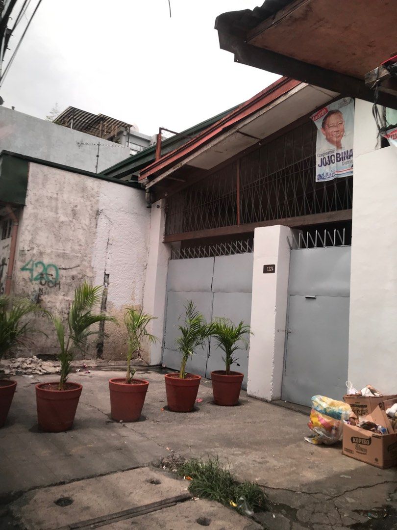 Bedspace makati batangas st buendia pasay road, Property, Rentals, Room