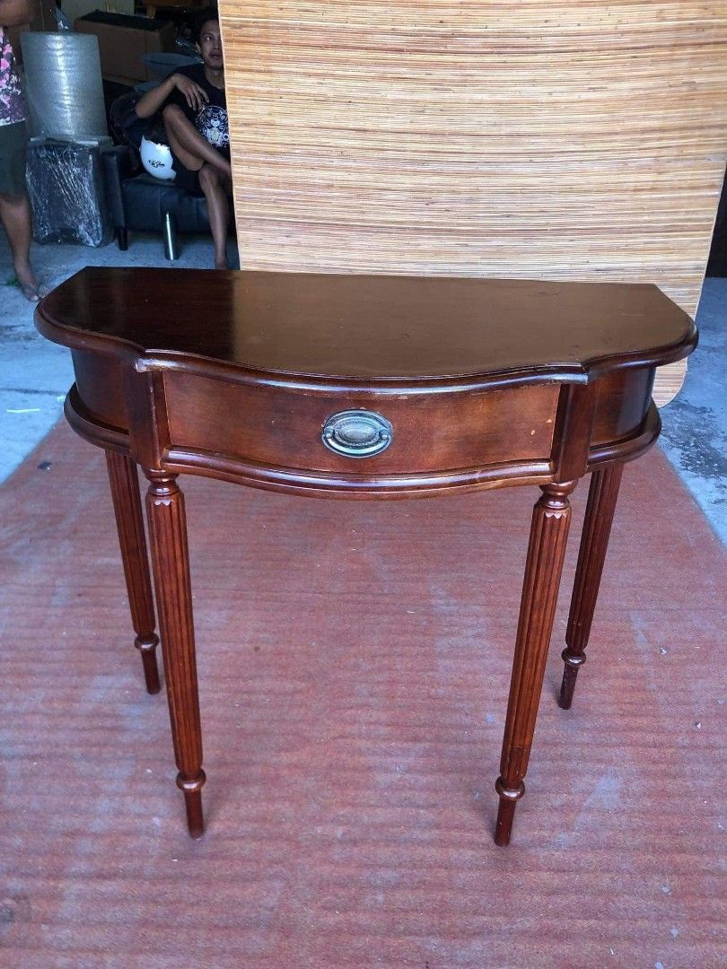Bombay half outlet moon table