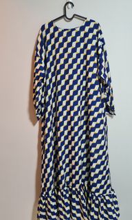 (Category: ) located in . Submitted by goshopashop (Listing ID 1212538508, Image 1). Description: .