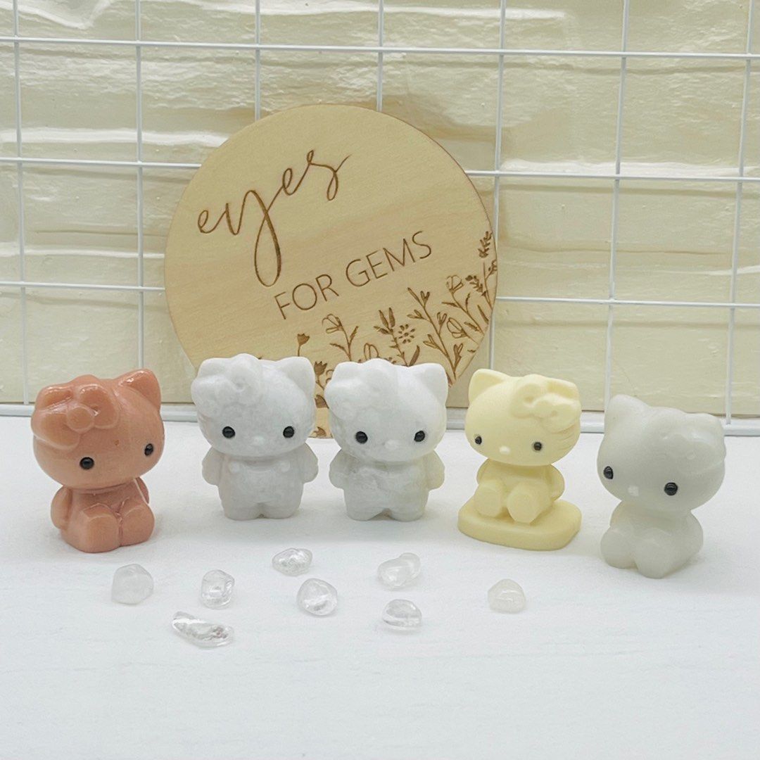 SURPRISE GIFT Brand New Hello Kitty Crystal Gems Fluorite Pink