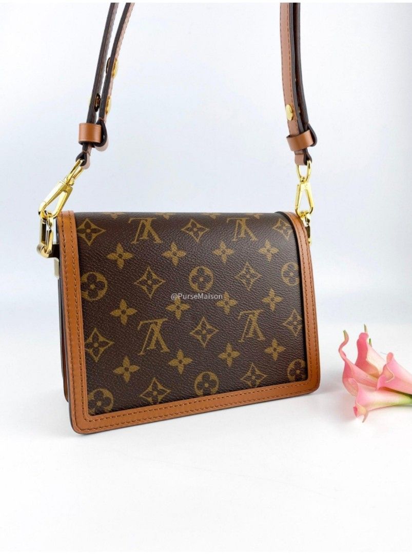 Like New Microchipped Louis Vuitton Monogram Spring In The City