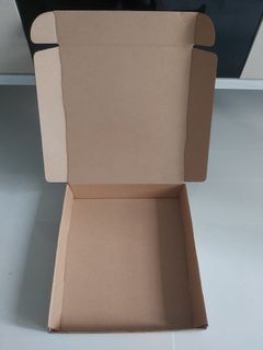 94 Carton Boxes (30cm x 33cm x 6.5cm)