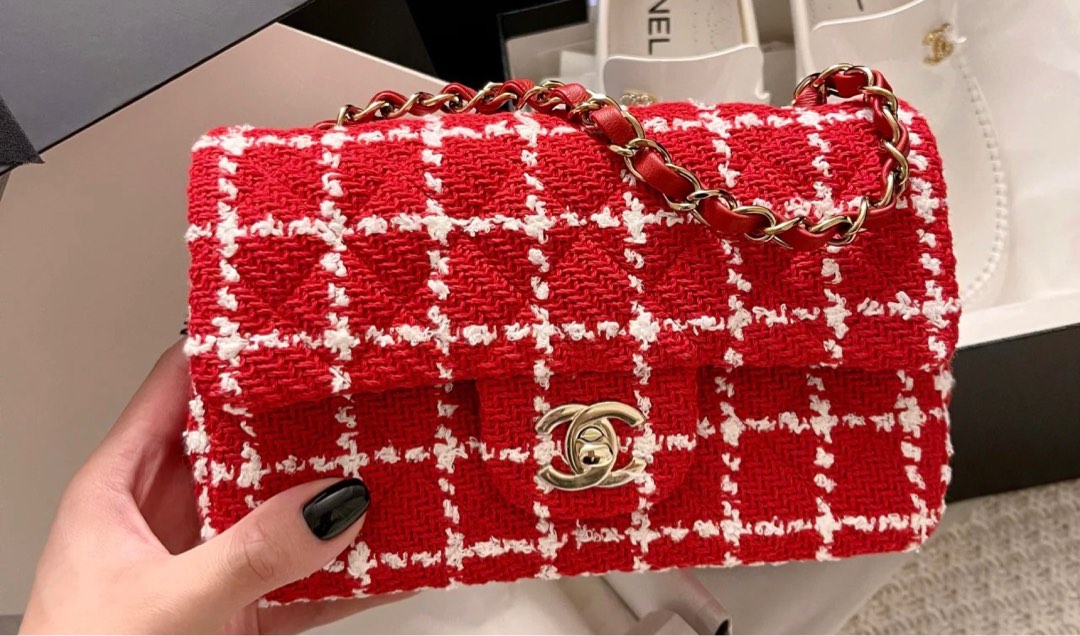 Chanel red tweed 2025 bag