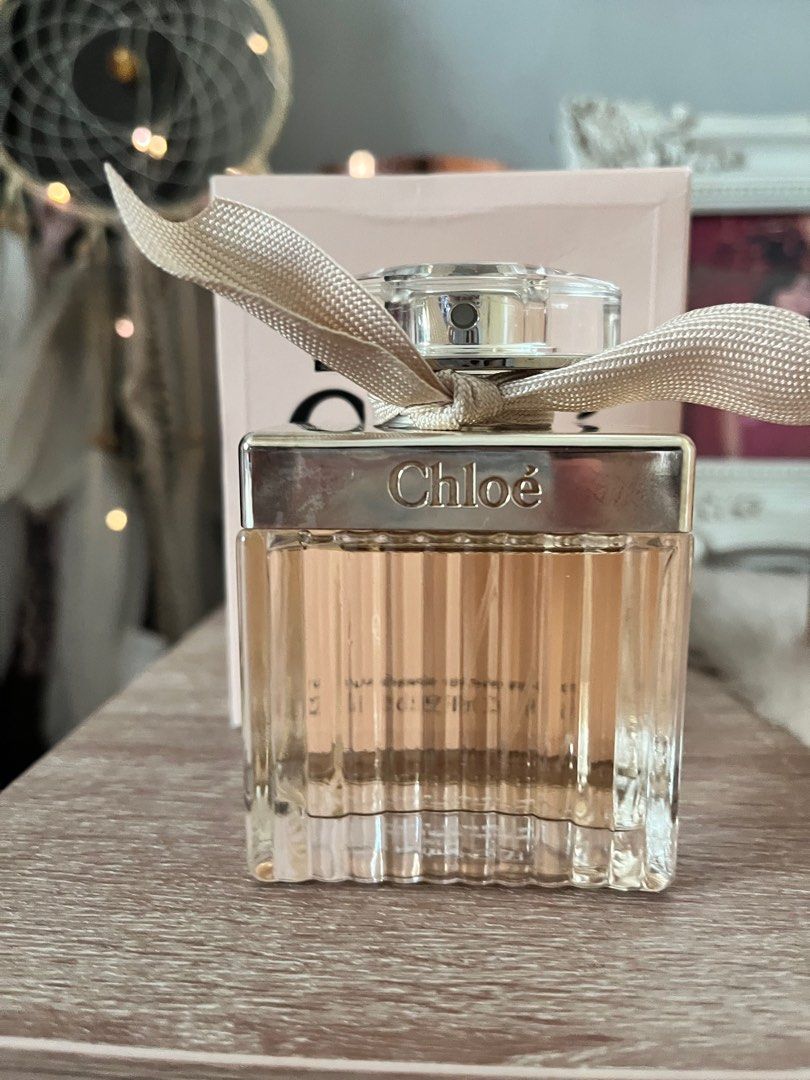 Chloe EDP (Category: Fragrance & Deodorants) located in Quezon City. Submitted by wchell (Listing ID 1212443523, Image 1). Description: Good as new Super few sprays missing lang.
