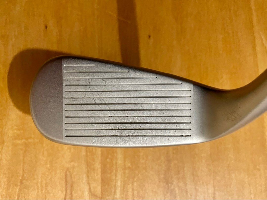 Cleveland Smart Sole 4 Golf Chipper Wedge, Sports Equipment, Sports
