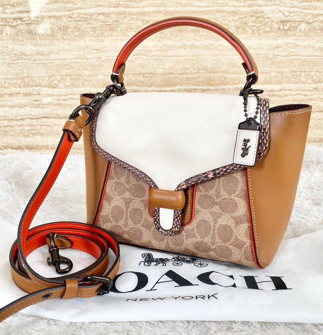 coach courier carryall 23