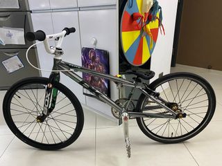 （分類：）位於 。 由 linuskwok 提交（商品編號 1212471212，圖片 1）。簡介： 。