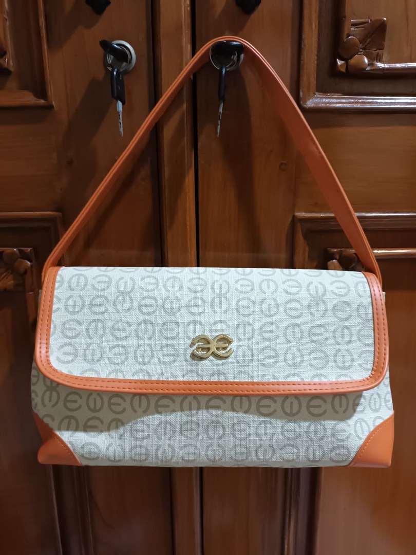 Esquire Bag, Luxury, Bags & Wallets on Carousell