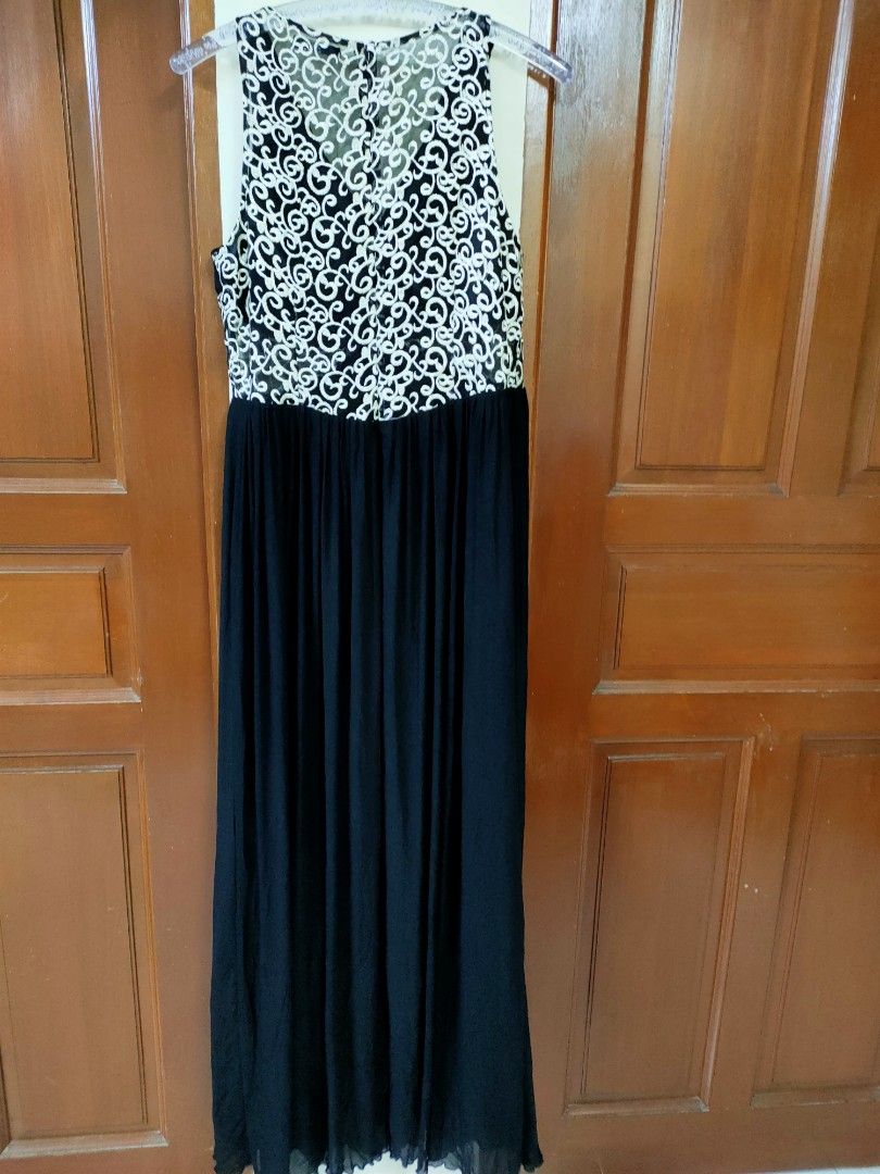 Quiz Evening Dresses & Gowns, Women's Fashion, Dresses & Sets, Evening