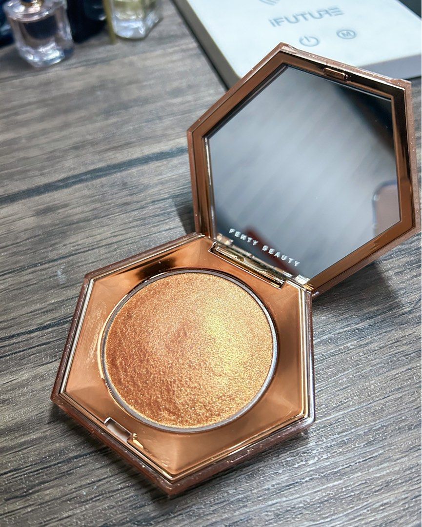 Fenty Beauty Diamond Bomb Full size 8g, Beauty & Personal Care, Face, Makeup on Carousell