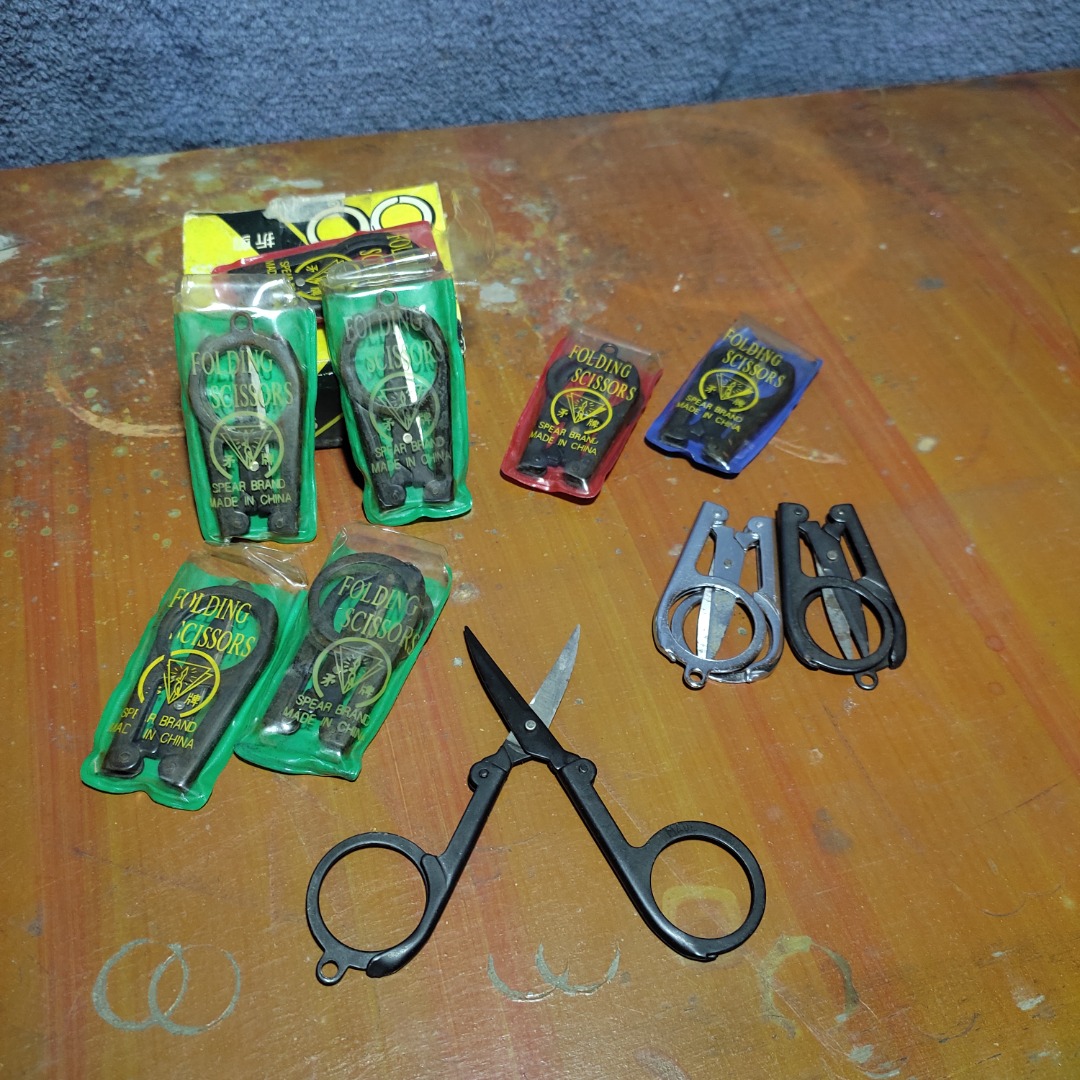 Foldable Scissor Mini Scissor Portable Folding Scissor, Hobbies & Toys ...