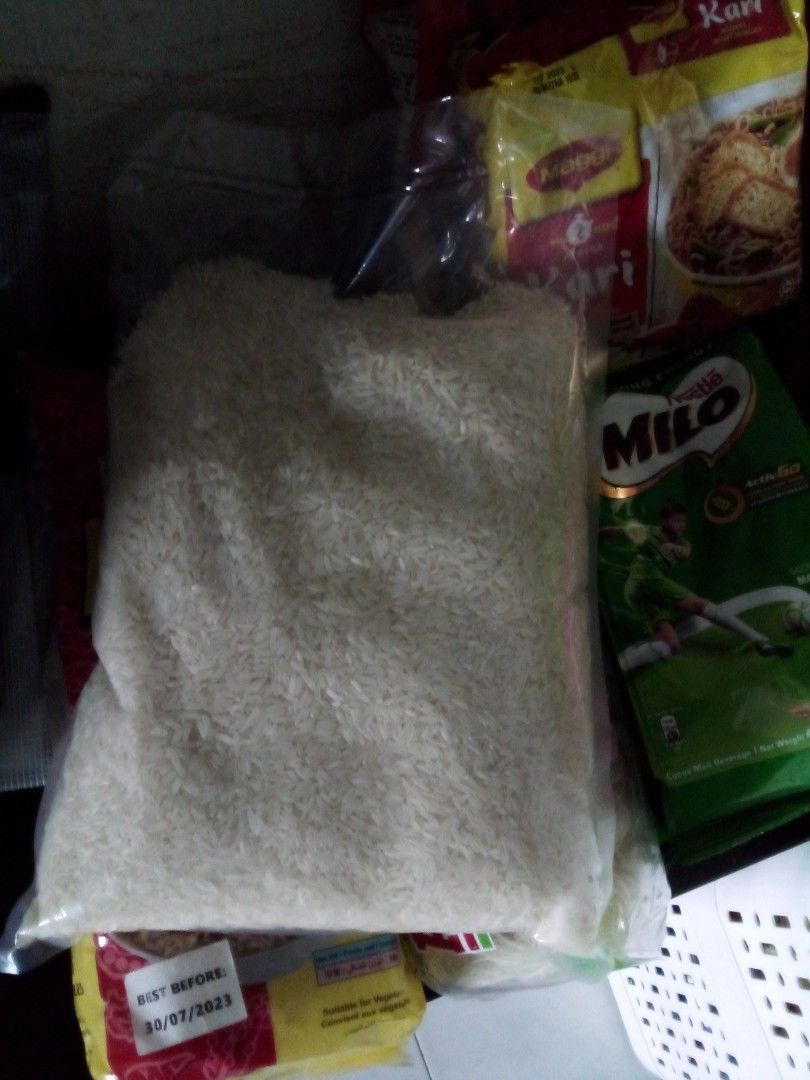 FREE (Halal) 1 pack of rice, instant noodles and beehoon, 3 in 1 tea ...