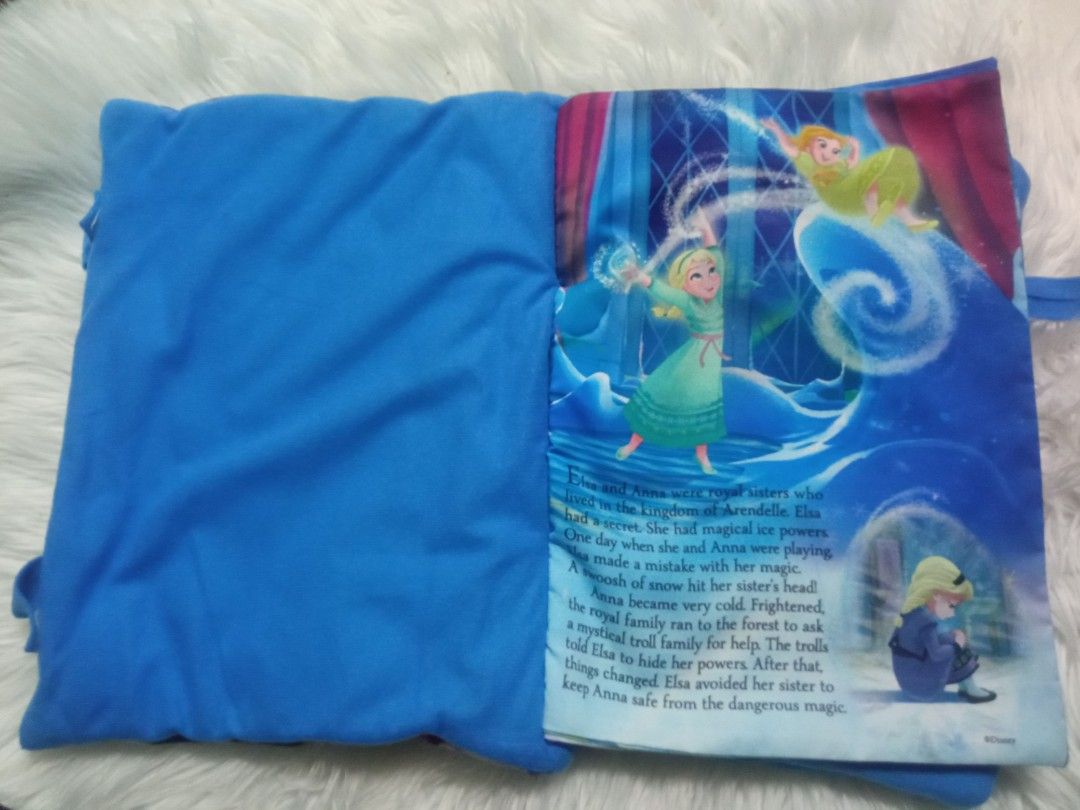 Frozen Disney pillow book