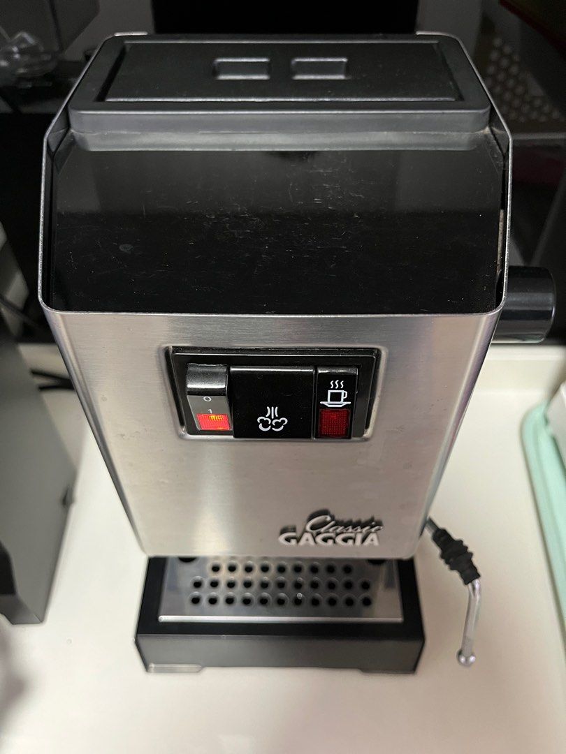 Gaggia Classic espresso machine, TV & Home Appliances, Kitchen