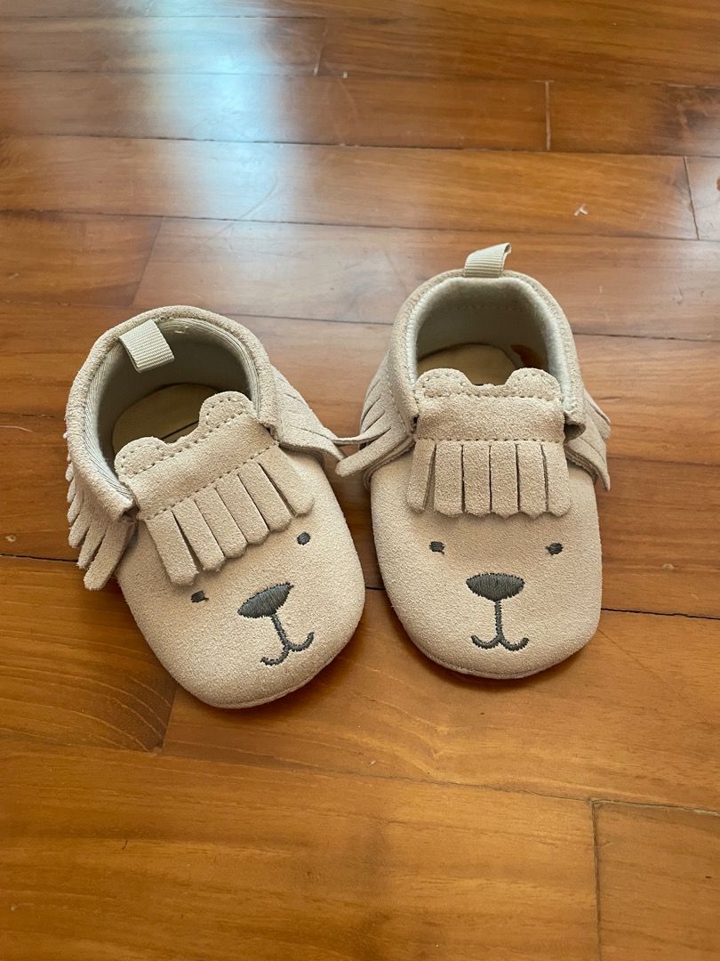 Gap shoes sales baby girl