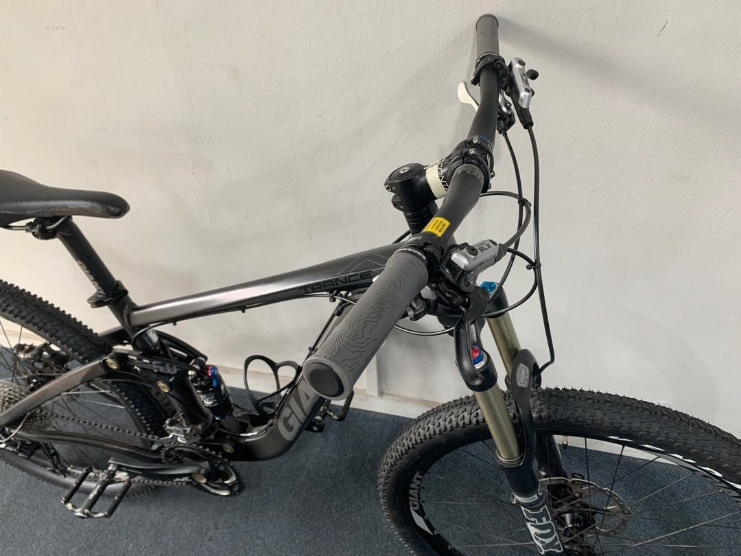 Cheapest giant 2025 full suspension bike