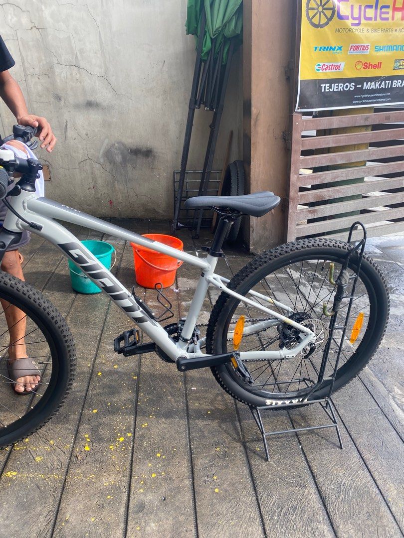 giant talon mountain bike for sale