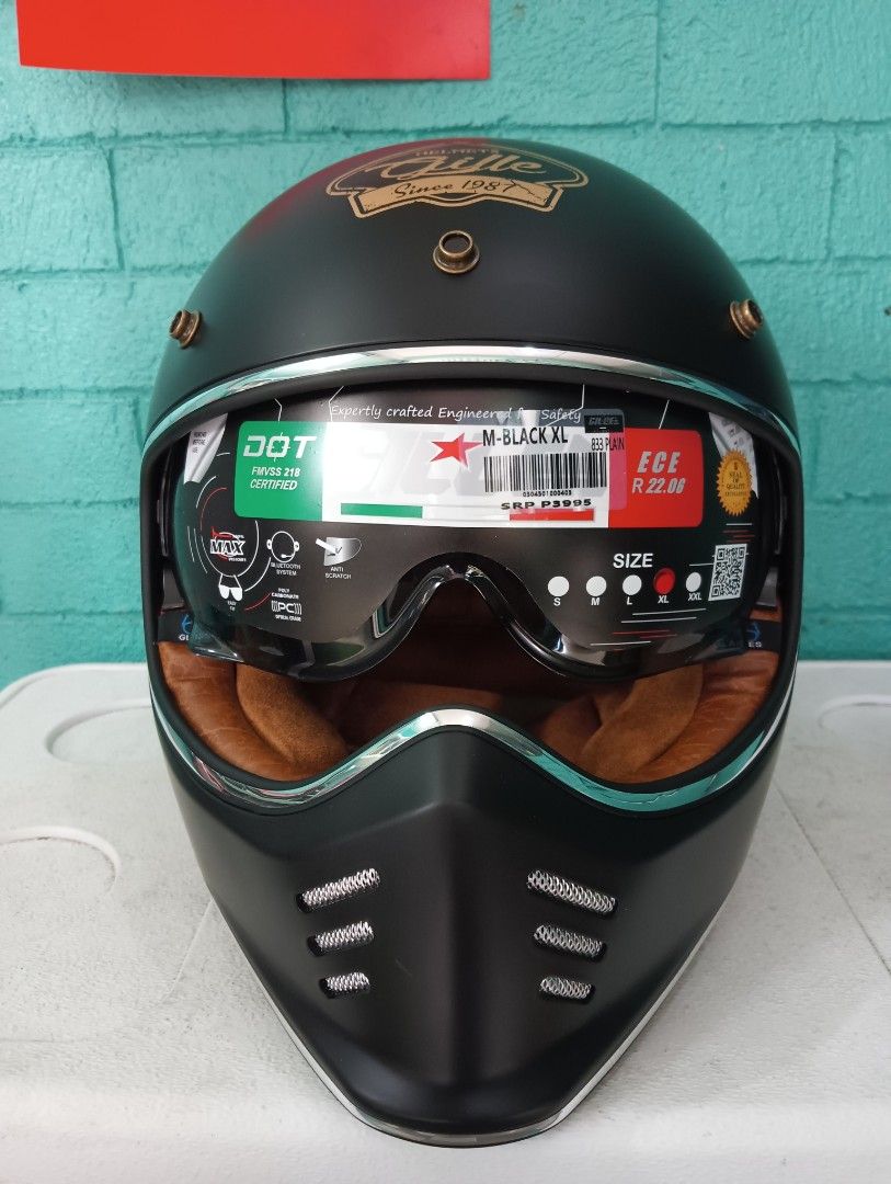 Gille Retro/Classic helmet and goggles, Motorbikes, Motorbike Parts