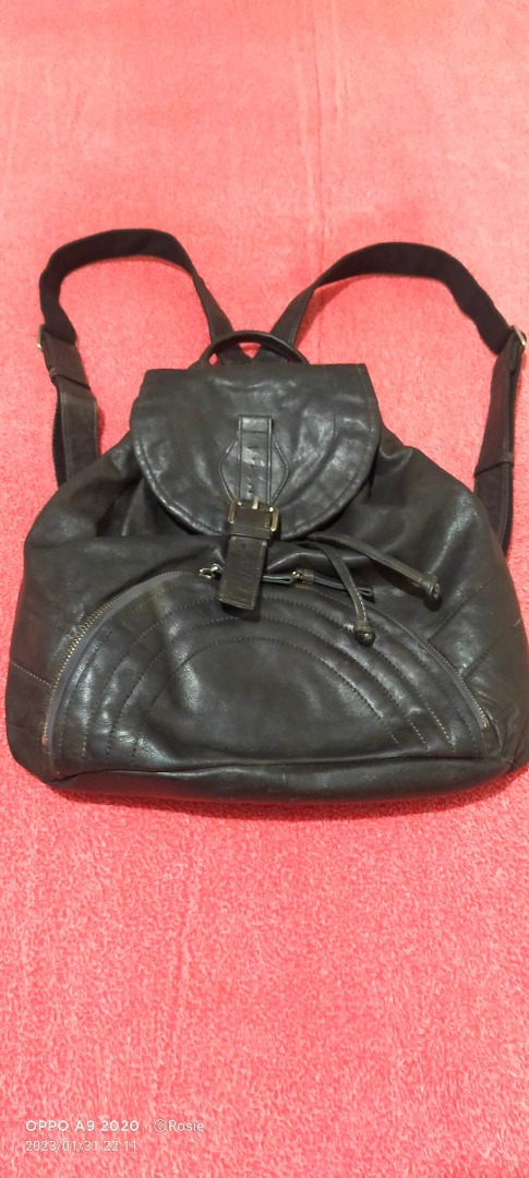 GILLIVO backpack bag, Women's Fashion, Bags & Wallets, Backpacks on ...