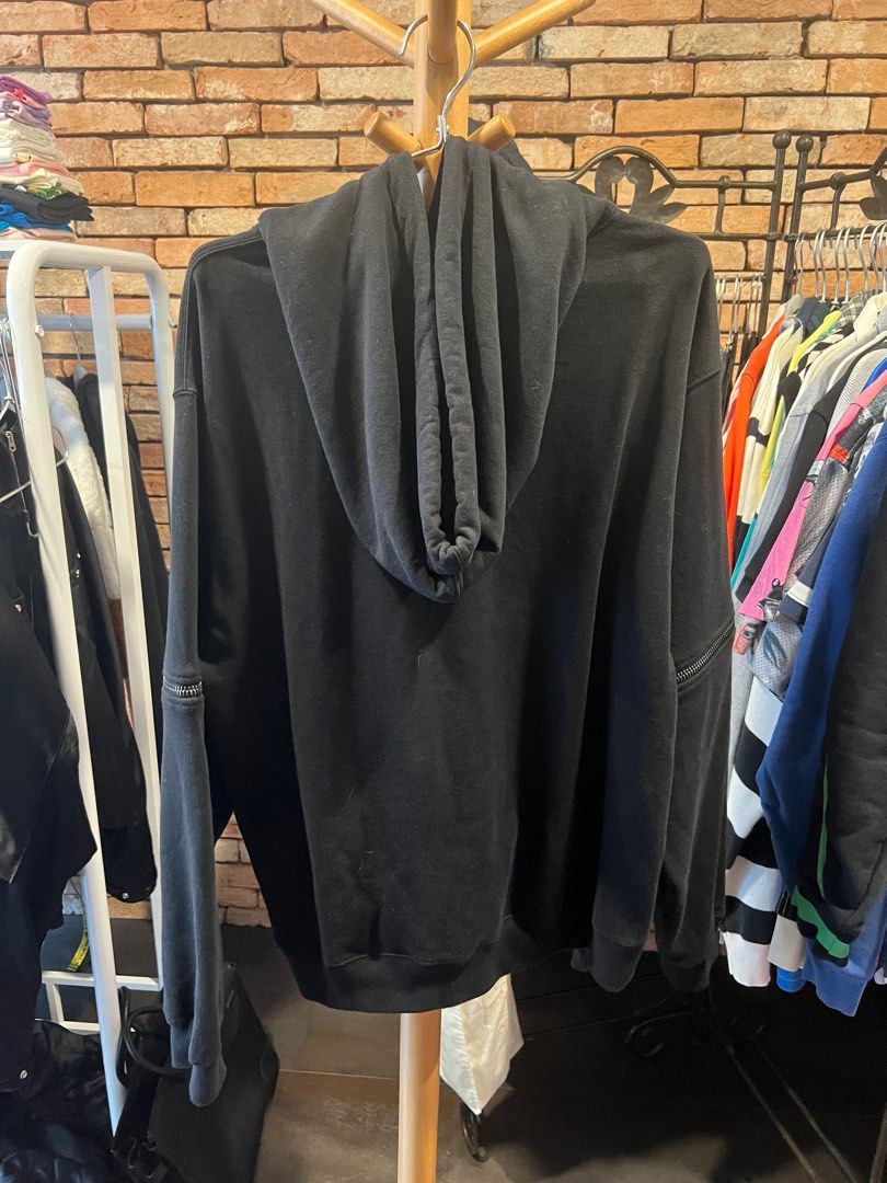 Gucci on sale hoodie poshmark