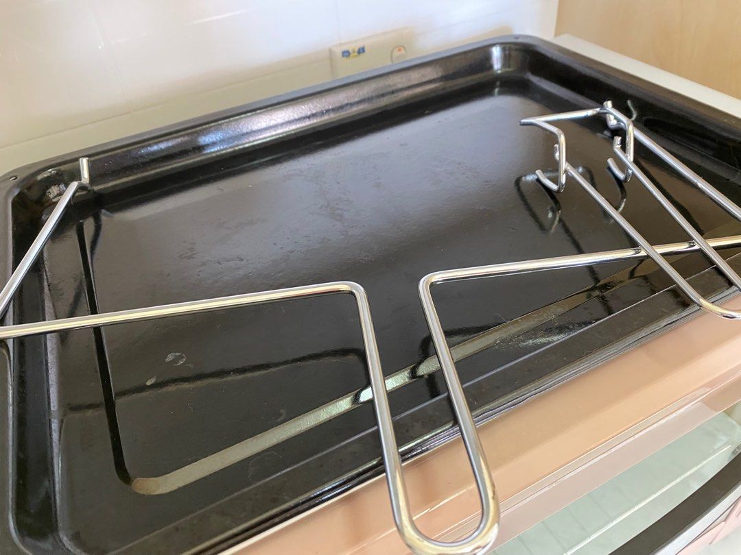 50L Hanabishi electric oven, TV & Home Appliances, Kitchen Appliances