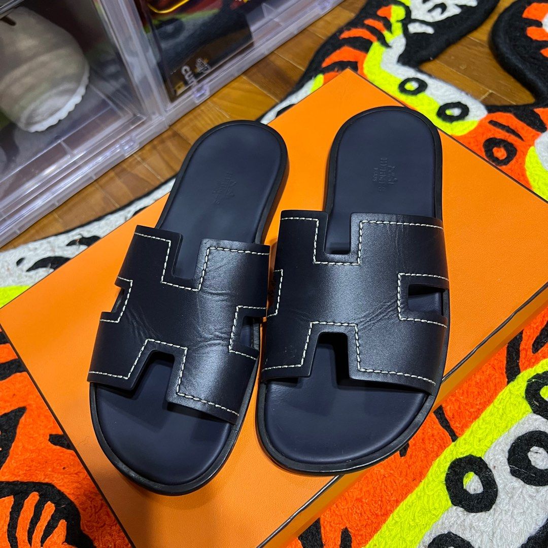 Hermes Slippers, Men's Fashion, Footwear, Flipflops and Slides on Carousell