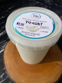 Homemade fresh yogurt