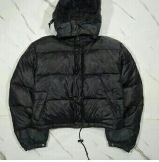 jaket/bulang Crop ld 52 p 50 Merk Uncolow