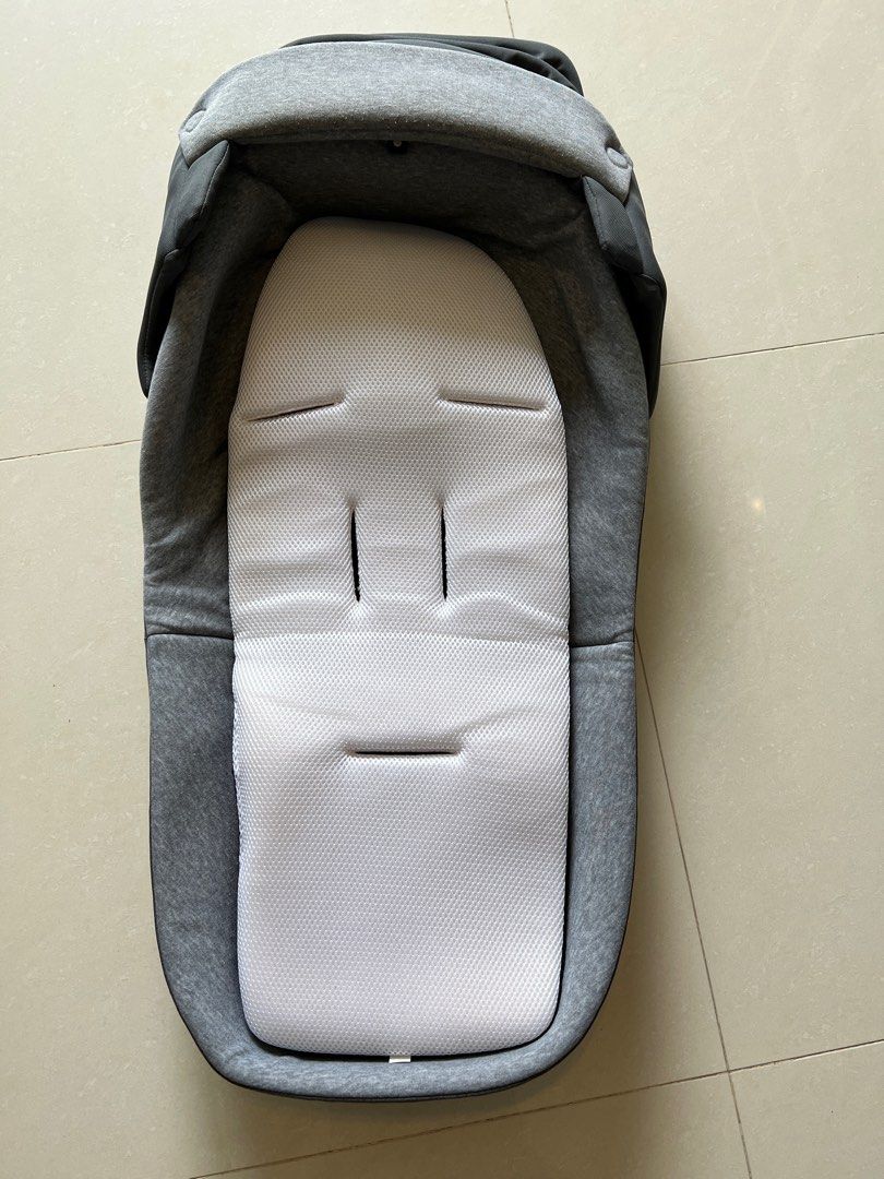 Joolz Hub Earth Cocoon Infant Insert Babies Kids Going Out