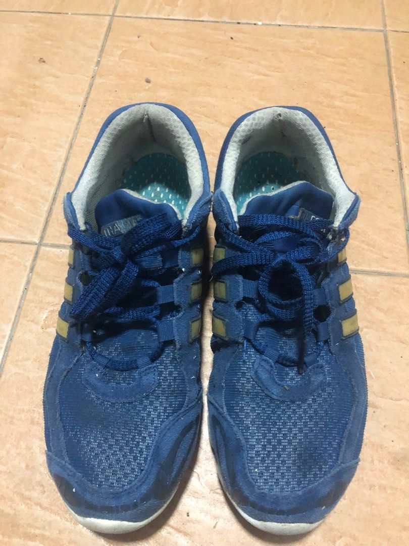 kasut adidas yeezy