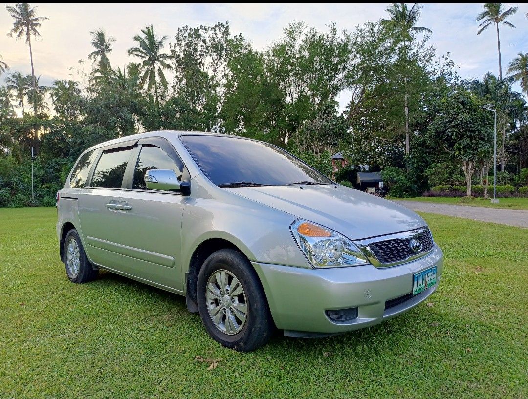 Kia Carnival kia carnival Manual, Cars for Sale, Used Cars on Carousell