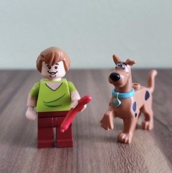 Shaggy lego minifigure outlet