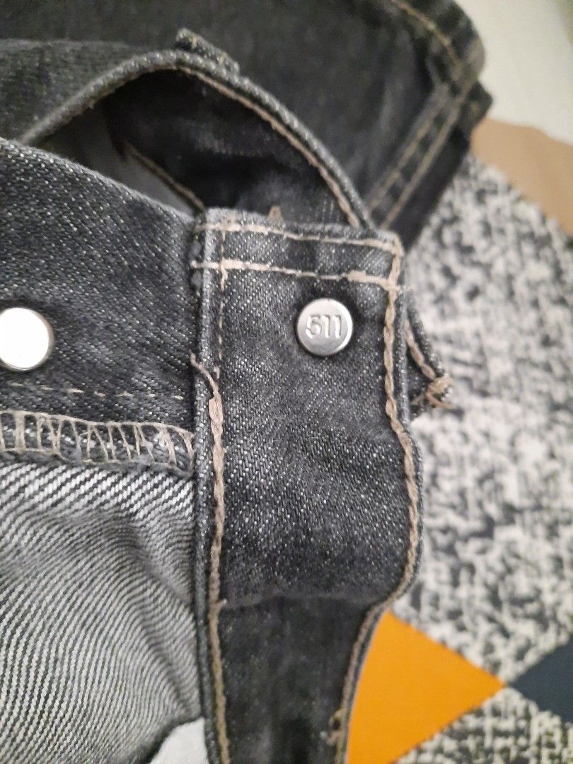 RUSH: Levi's 501 button fly, Men's Fashion, Bottoms, Jeans on