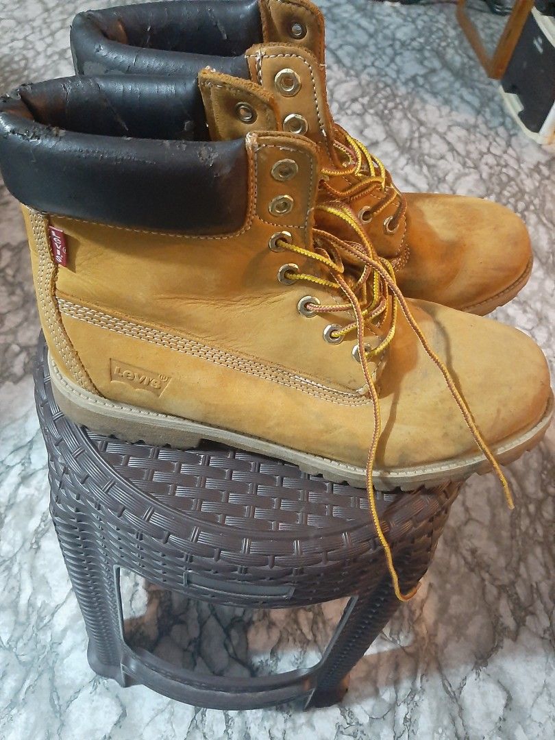 Levi's Boots, Men's Fashion, Footwear, Boots on Carousell