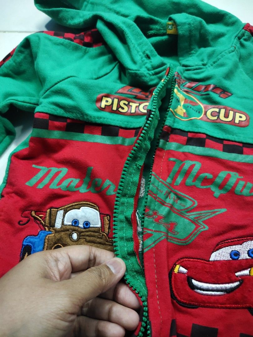 Lightning sales mcqueen sweater