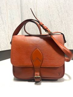 Louis Vuitton Epi Cartouchiere Women’s Shoulder Bag Kenyan Fawn (Brown)