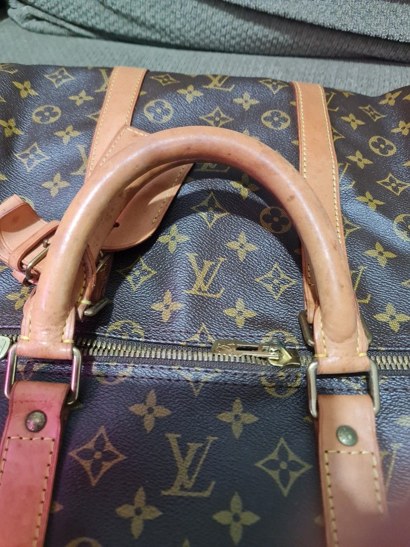 LV Keepall 55 (Category: Luxury Bags & Wallets) located in Manila. Submitted by everythingnice8888 (Listing ID 1212532759, Image 2). Description: LV Keepall 55 like new/ lightly used price still negotiable free shipping nationwide #2024declutter.
