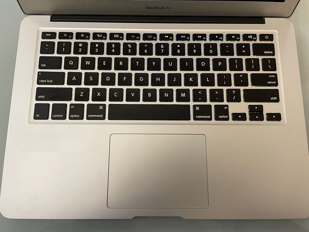 MacBook Air Early 2015 (附兩個原廠充電器), 電腦＆科技, 手提電腦