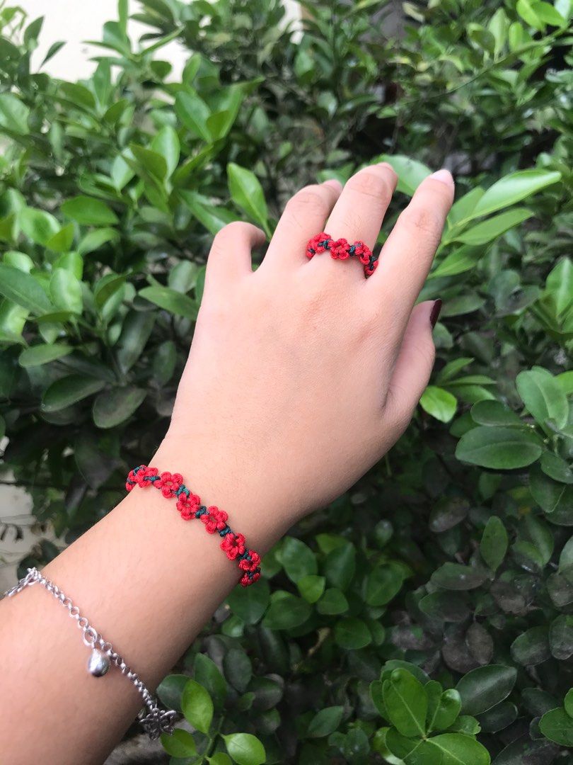 Macrame outlet flower bracelet