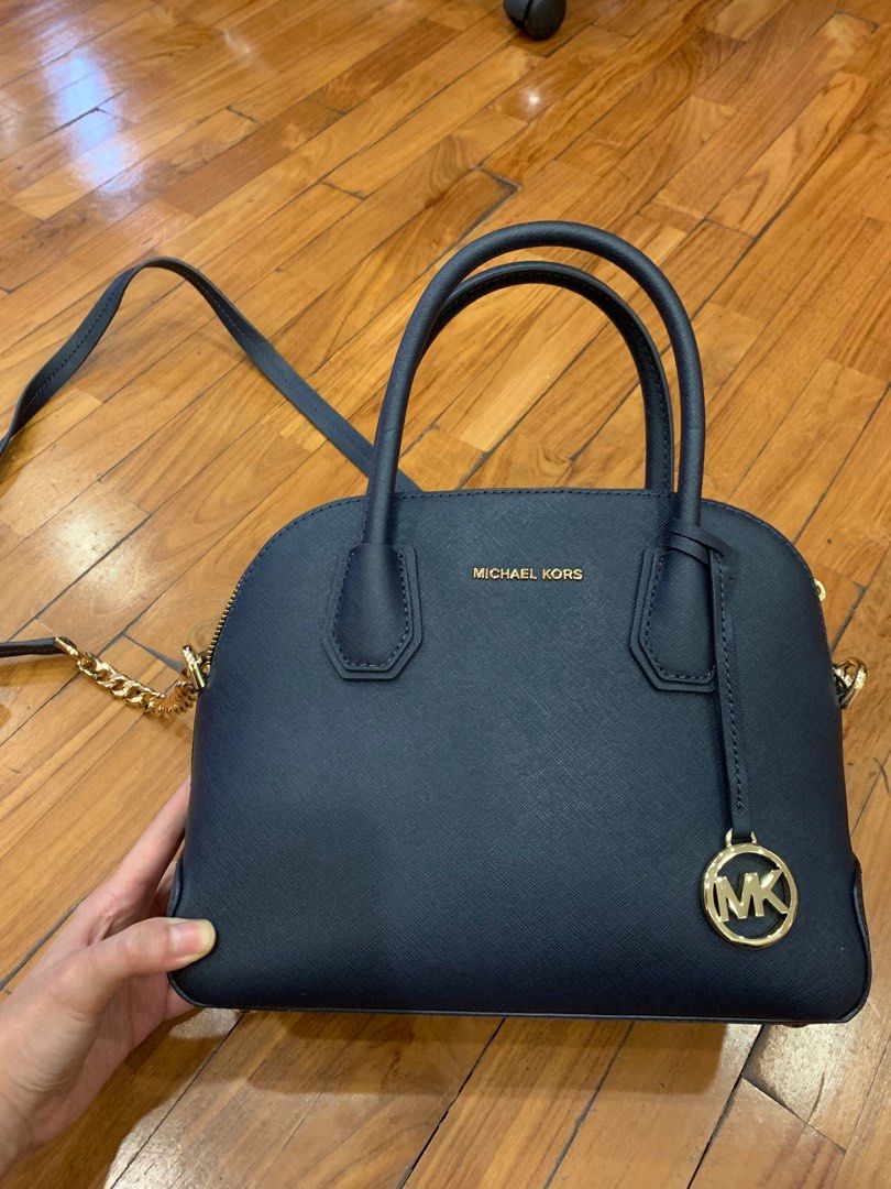 MICHAEL KORS bag, Luxury, Bags & Wallets on Carousell