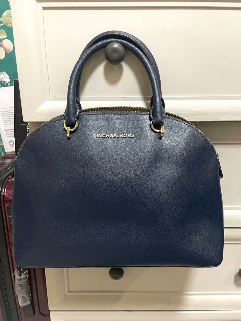 Mk emmy shop